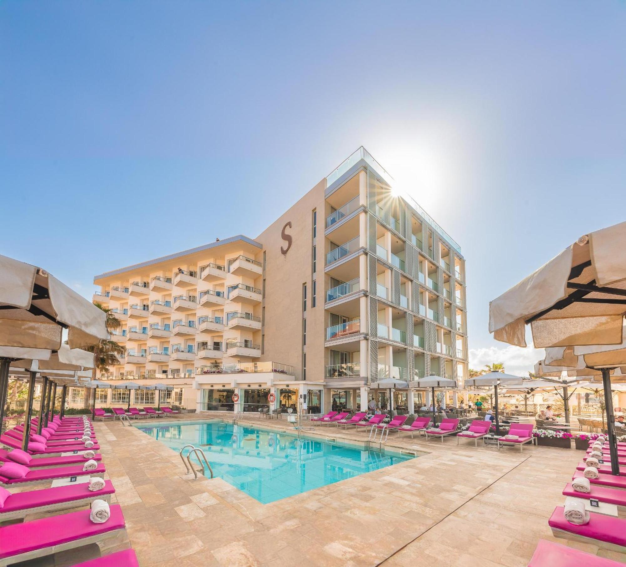 Готель Pure Salt Garonda - Adults Only Плайя-де-Пальма Екстер'єр фото The hotel's main pool